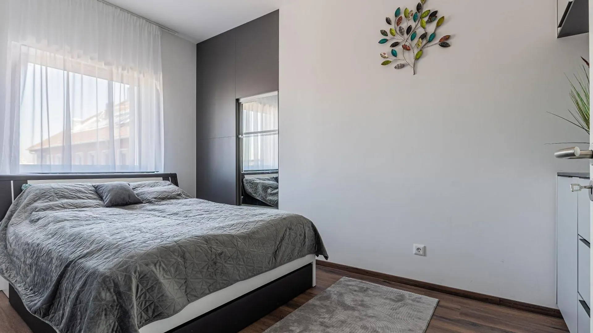 Just Finished! New Cozy Apartment With Parking Budapest