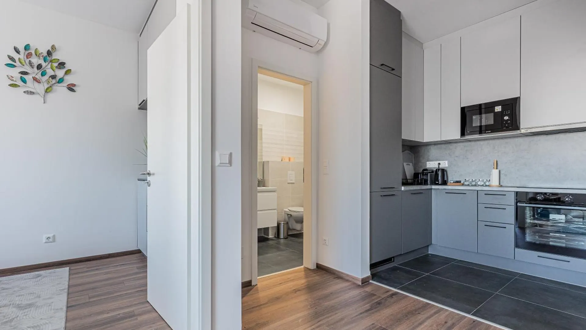 Just Finished! New Cozy Apartment With Parking Budapest